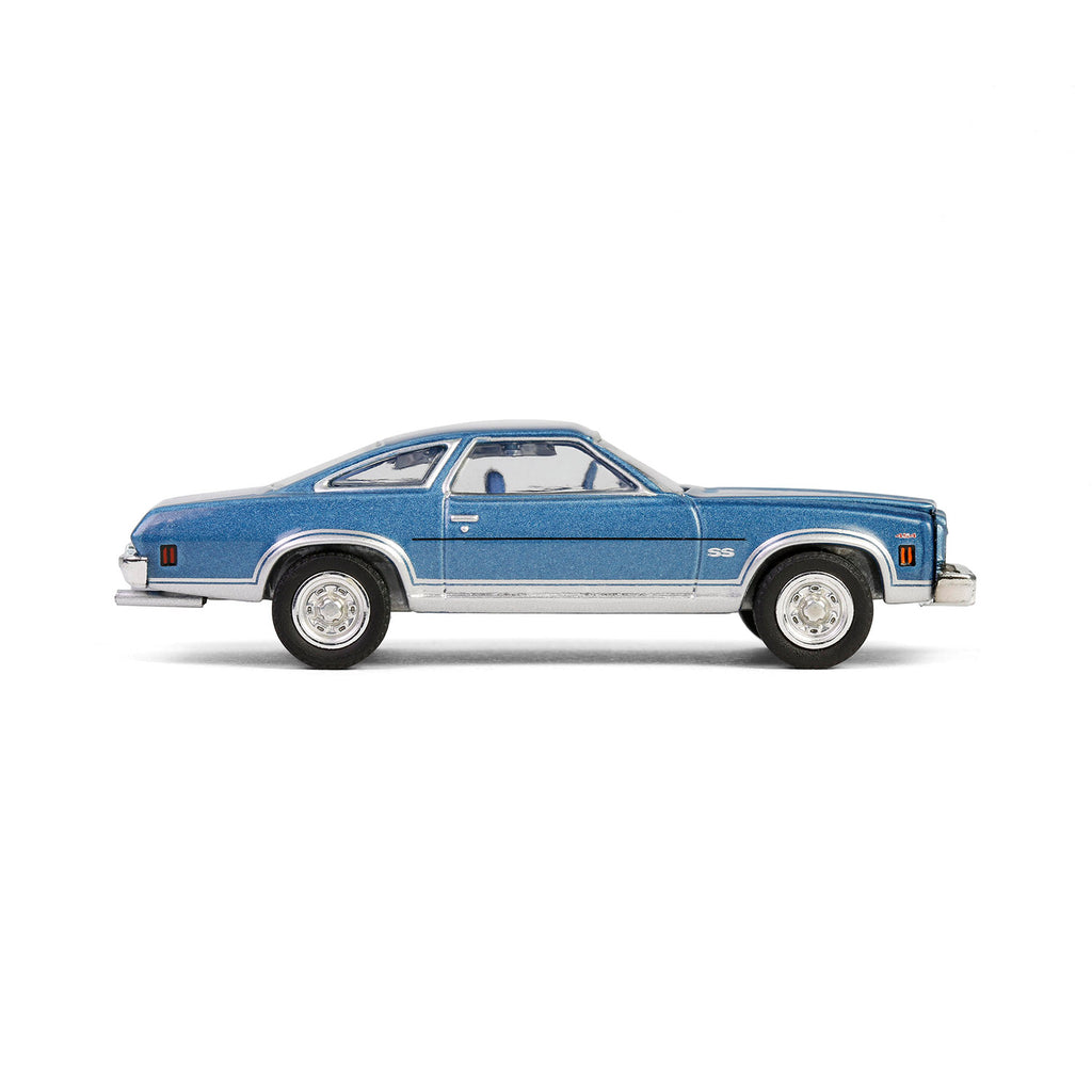 1973 Chevrolet Chevelle SS 454 - Light Blue Metallic & Silver (GreenLight Muscle Series 29) Diecast 1:64 Scale Model - Greenlight 13360D