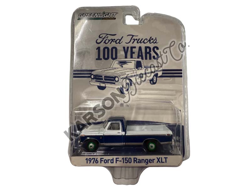 CHASE 1976 Ford F-150 Ranger XLT - Ford Trucks 100 Years (Anniversary Collection) Series 14 Diecast 1:64 Scale Model Car - Greenlight 28100C