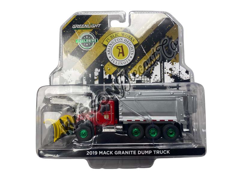 CHASE 2019 Mack Granite Dump Truck w/ Snow Plow & Salt Spreader Illinois Public Works (Hobby Exclusive) Diecast 1:64 Scale Model - Greenlight 30336