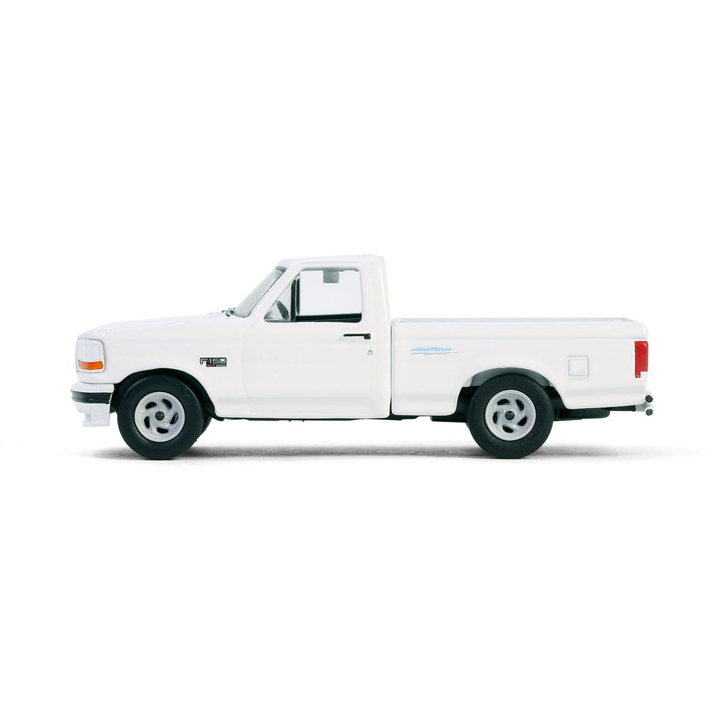 1994 Ford F-150 SVT Lightning w/ Tonneau Bed Cover - White (Hobby Exclusive) Diecast 1:64 Scale Model - Greenlight 30511