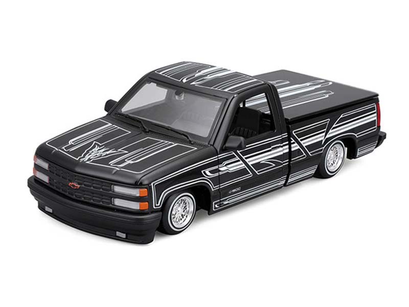 PRE-ORDER 1993 Chevrolet 454 SS Pickup Lowrider – Black (Design Lowriders) Diecast 1:24 Scale Model - Maisto 32550BK