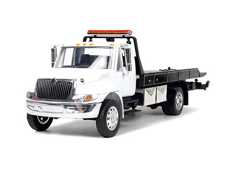 International Durastar 4400 Flatbed Tow Truck - White Diecast 1:24 Scale Model - Jada 34040