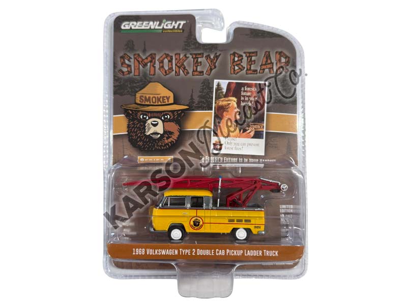 CHASE 1968 Volkswagen Type 2 Double Cab Pickup Ladder Truck (Smokey Bear Series 4) Diecast 1:64 Scale Model - Greenlight 38070B