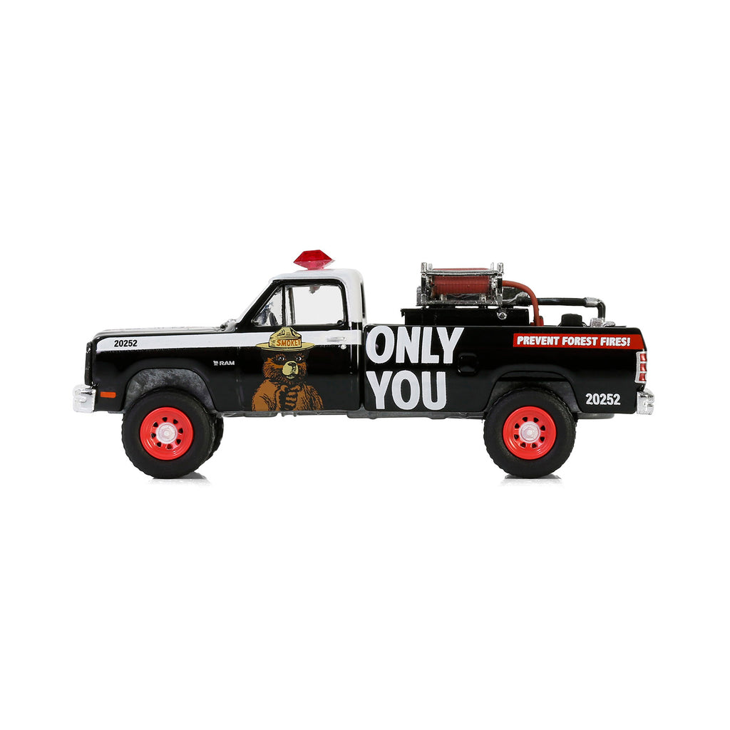 1987 Dodge Ram D250 w/ Fire Equipment, Hose & Tank (Smokey Bear Series 4) Diecast 1:64 Scale Model - Greenlight 38070E