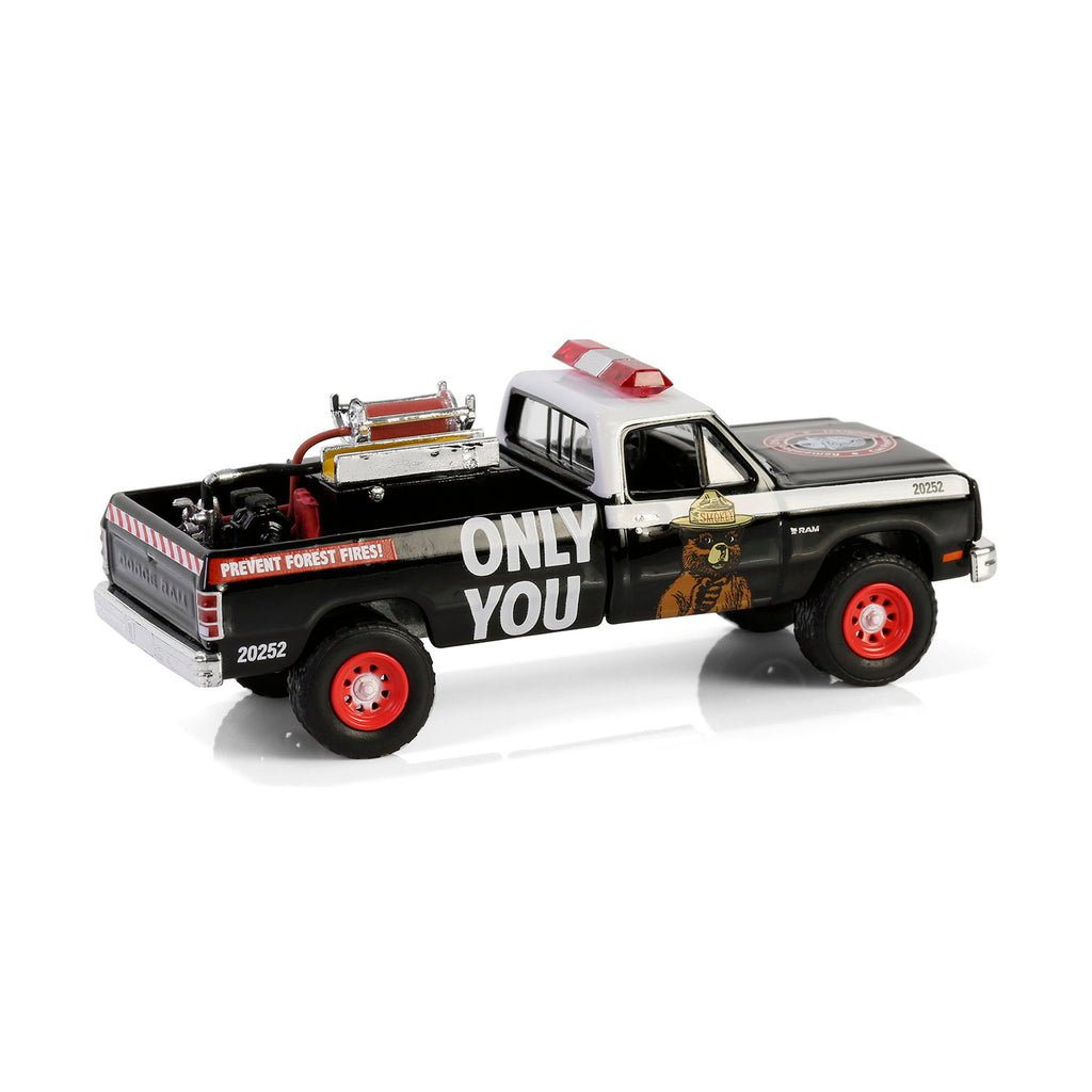 1987 Dodge Ram D250 w/ Fire Equipment, Hose & Tank (Smokey Bear Series 4) Diecast 1:64 Scale Model - Greenlight 38070E