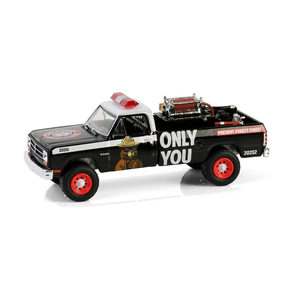 1987 Dodge Ram D250 w/ Fire Equipment, Hose & Tank (Smokey Bear Series 4) Diecast 1:64 Scale Model - Greenlight 38070E