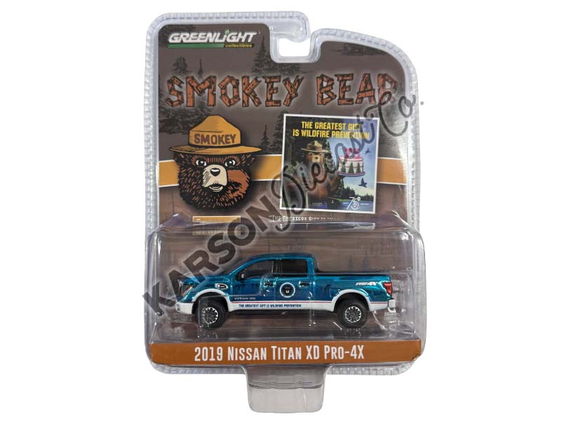 CHASE 2019 Nissan Titan XD Pro-4X - The Greatest Gift is Wildfire Prevention (Smokey Bear Series 4) Diecast 1:64 Scale Model - Greenlight 38070F