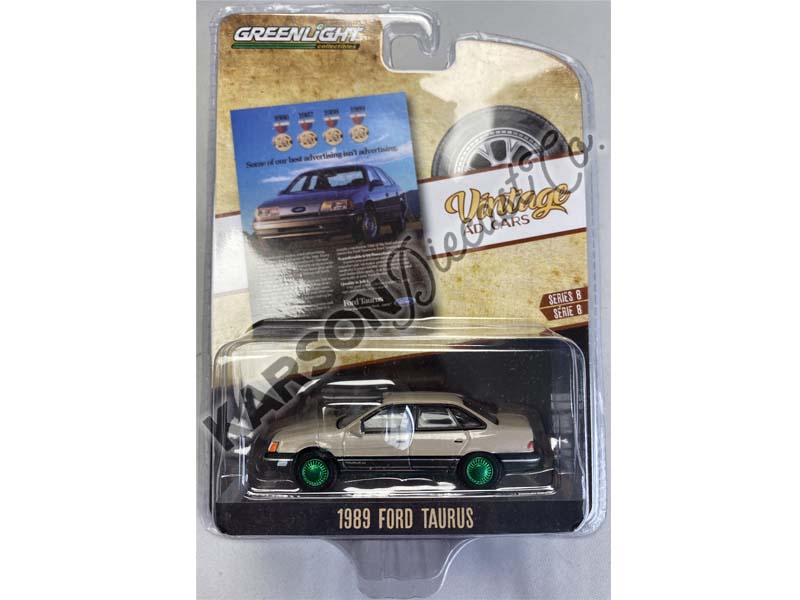 CHASE 1989 Ford Taurus - Some Of Our Best Advertising Isn’t Advertising (Vintage Ad Cars) Series 8 Diecast 1:64 Scale Model Car - Greenlight 39110E