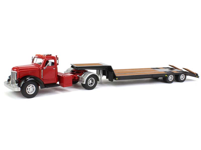 PRE-ORDER International KB-8 Semi Truck w/ Low Boy Trailer Diecast 1:50 Scale Model - Spec Cast 39510