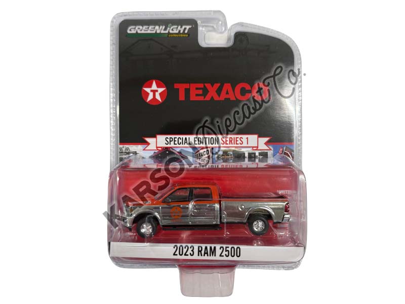 CHASE 2023 Ram 2500 (Texaco Special Edition Series 1) Diecast 1:64 Scale Model - Greenlight 41165F