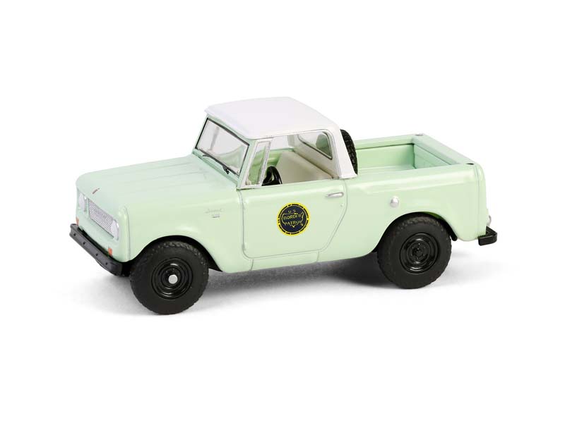 1969 Harvester Scout Half Cab (Hot Pursuit Special Edition - U.S. Customs and Border Patrol) Diecast 1:64 Scale Model - Greenlight 43035A