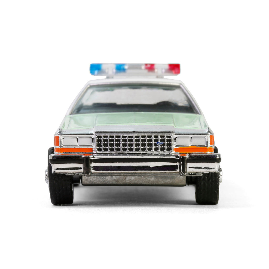 1983 Ford LTD Crown Victoria (Hot Pursuit Special Edition - U.S. Customs and Border Patrol) Diecast 1:64 Scale Model - Greenlight 43035B