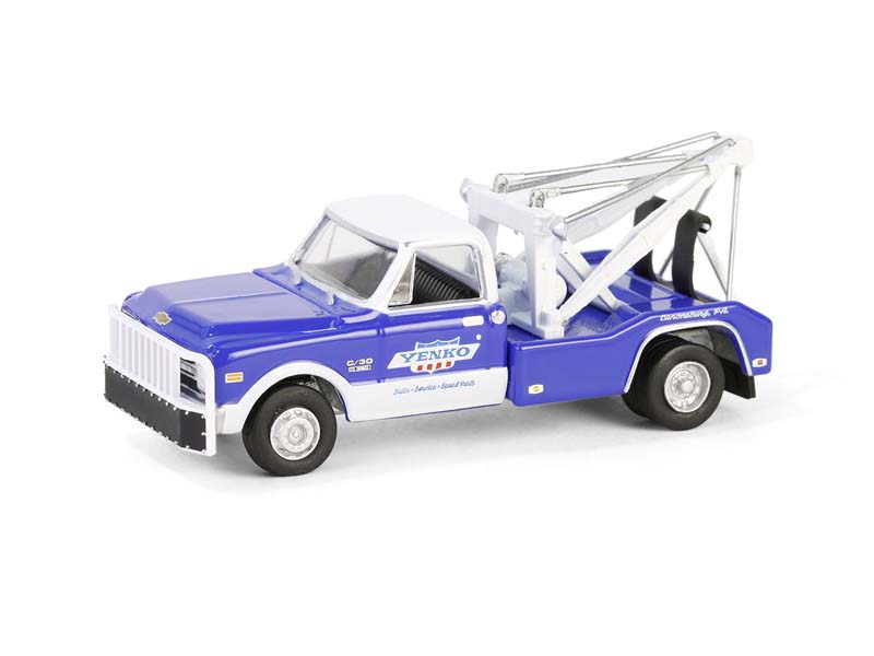 1969 Chevrolet C30 Dually Wrecker - Yenko (Dually Drivers Series 15) Diecast 1:64 Scale Model - Greenlight 46150A