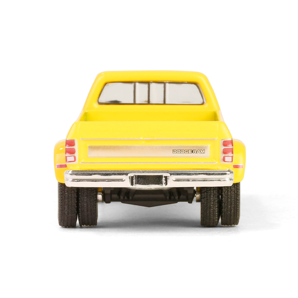 1982 Dodge Ram D350 Dually - Construction Yellow (Dually Drivers Series 15) Diecast 1:64 Scale Model - Greenlight 46150B