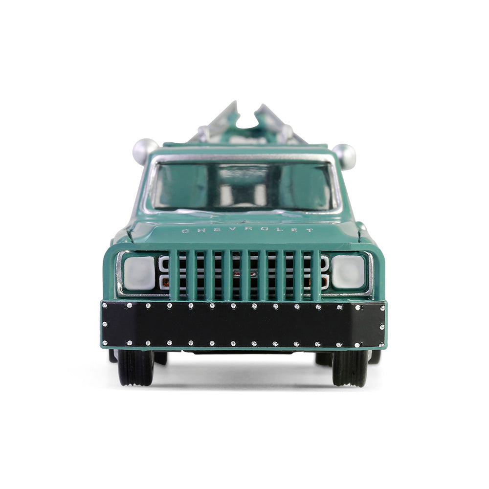 PRE-ORDER 1967 Chevrolet C-30 Dually Wrecker - Holley Speed Shop (Dually Drivers Series 16) Diecast 1:64 Scale Model - Greenlight 46160A