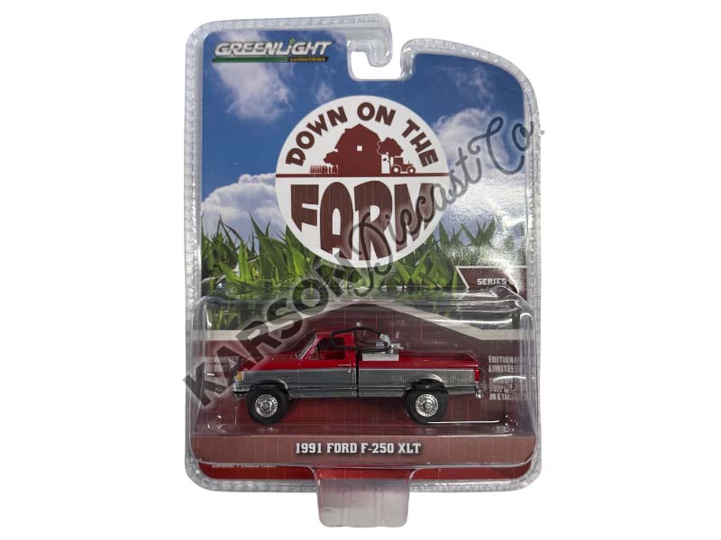 CHASE 1991 Ford F-250 XLT w/ Fuel Transfer Tank – Scarlet Red & Colonial White (Down on the Farm Series 9) Diecast 1:64 Scale Model - Greenlight 48090E