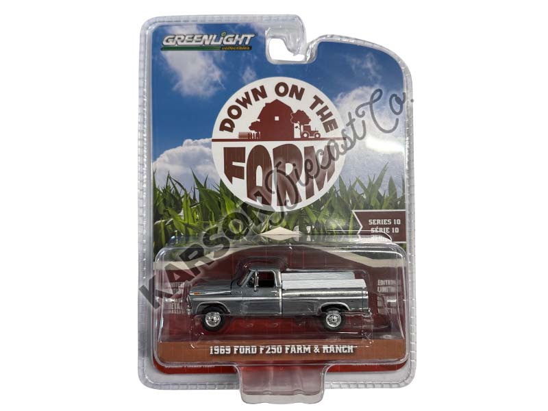 CHASE 1969 Ford F-250 Farm & Ranch Special - Reef Aqua (Down on the Farm Series 10) Diecast 1:64 Scale Model - Greenlight 48100C