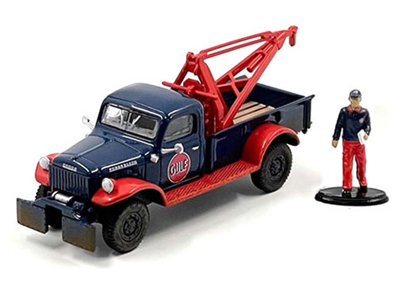 CHASE 1950 Dodge Power Wagon Tow Truck Gulf Oil Weathered w/ Mechanic Figure (MiJo Exclusives) Diecast 1:64 Scale Model - Greenlight 51543