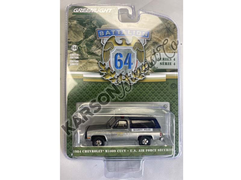 CHASE 1984 Chevrolet M1009 CUCV - US Air Force Security Police (Battalion 64 Series 4) Diecast 1:64 Scale Model - Greenlight 61040F