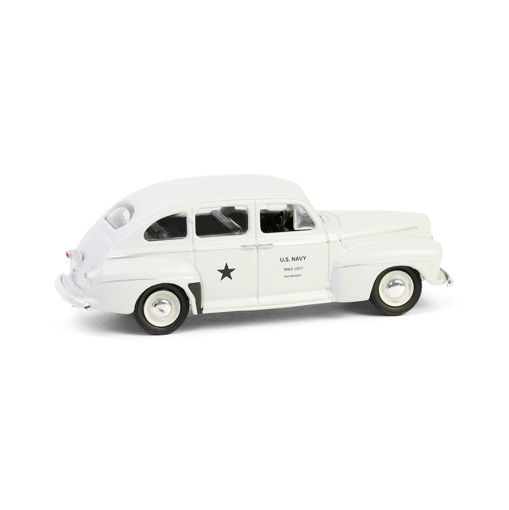 PRE-ORDER 1946 Ford Fordor Super Deluxe (Battalion 64 Series 5) Diecast 1:64 Scale Model - Greenlight 61050C