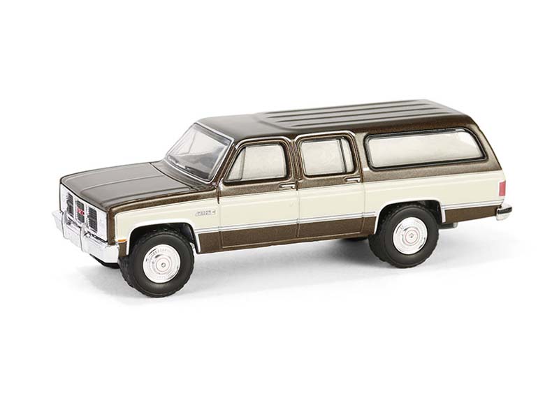 1986 GMC Suburban - Indian Bronze and Doeskin Tan (Showroom Floor Series 6) Diecast 1:64 Scale Model - Greenlight 68060E