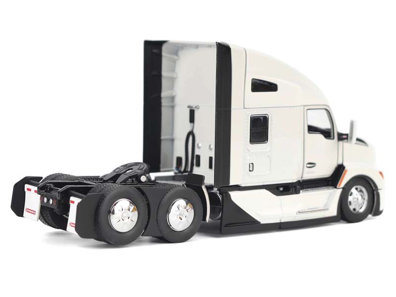 Kenworth T680 - Pearl White (Transport Series) Diecast 1:50 Scale Model - Diecast Masters 71119