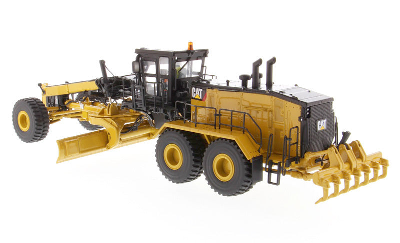 CAT Caterpillar 24 Motor Grader (High Line Series) 1:50 Scale Model - Diecast Masters 85552