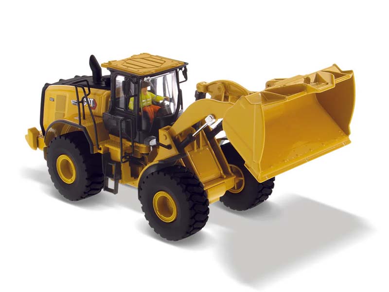 CAT Caterpiller 972 XE Wheel Loader 1:50 Scale Model - Diecast Masters 85683