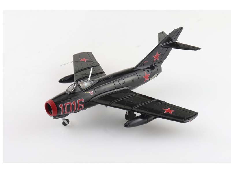 PRE-ORDER MIG-15bis Experimental Red 1016 Combat Air Musem Kansas Diecast 1:72 Scale Model - Hobby Master HA2422