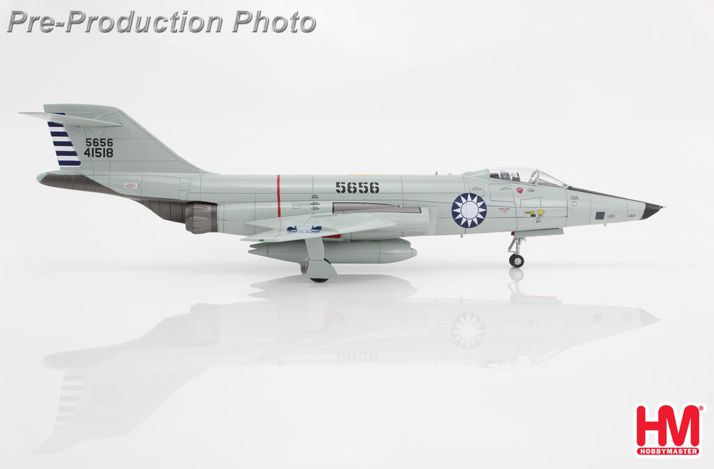 PRE-ORDER McDonnell RF-101A Voodoo 5656 - flown by Lt. Col. Chang Yu-pao 4th TRS ROCAF Diecast 1:72 Scale Model - Hobby Master HA9302