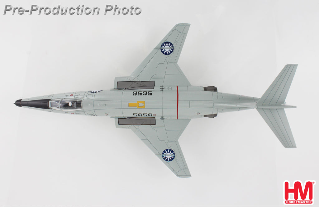 PRE-ORDER McDonnell RF-101A Voodoo 5656 - flown by Lt. Col. Chang Yu-pao 4th TRS ROCAF Diecast 1:72 Scale Model - Hobby Master HA9302