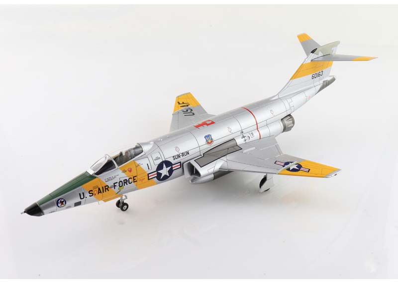 PRE-ORDER McDonnell RF-101C - Operation Sun Run 60163 - 363rd TRW 27th Nov 1957 Diecast 1:72 Scale Model - Hobby Master HA9304