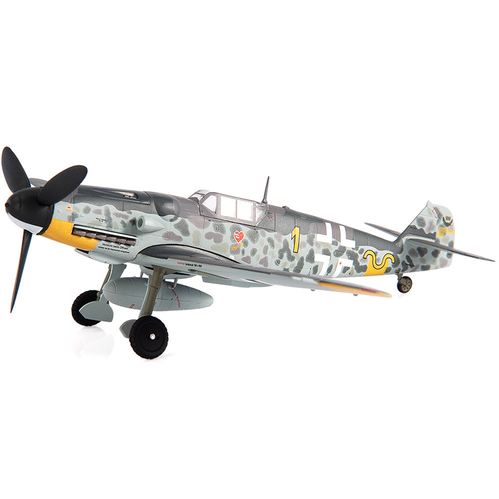 PRE-ORDER Messerschmitt BF 109G-6 Erich Hartmann Luftwaffe JG 52 Diecast 1:72 Scale Model - JC Wings JCW-72-BF109-001