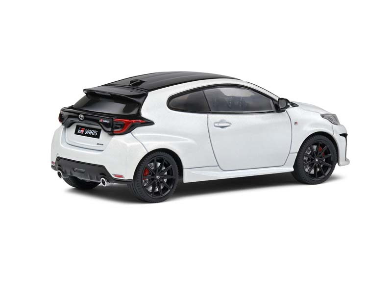 2020 Toyota Yaris GR - Platin White Diecast 1:18 Scale Model - Solido S4311101