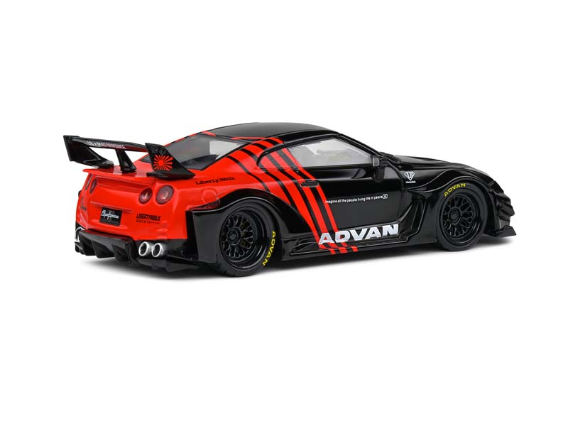 2020 Nissan GTR (R35) LBWK Diecast 1:43 Scale Model - Solido S4311204