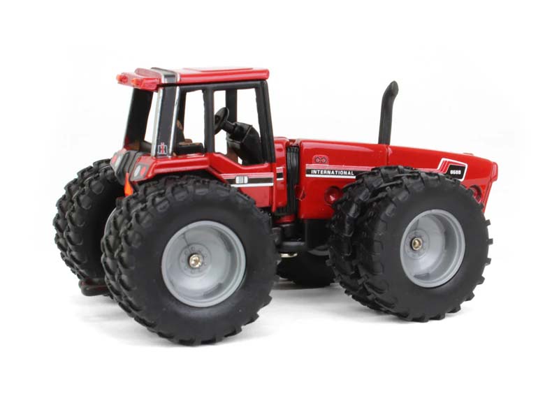 International 6588 2+2 Tractor w/ Front & Rear Duals Diecast 1:64 Scale Model - ERTL ZFN44275