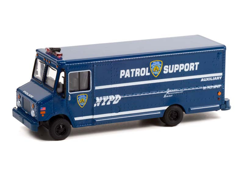 CHASE 2019 Step Van - New York City Police Dept (NYPD) Auxiliary Patrol Support (H.D. Trucks) Series 22 Diecast 1:64 Model - Greenlight 33220C