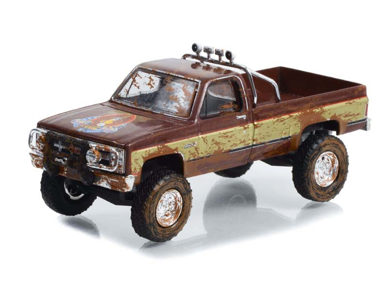 1982 GMC K-2500 Sierra Grande (Dirty Version) Fall Guy Stuntman Association  (Hollywood) Special Edition Diecast 1:64 Scale Model - Greenlight 44965F - 