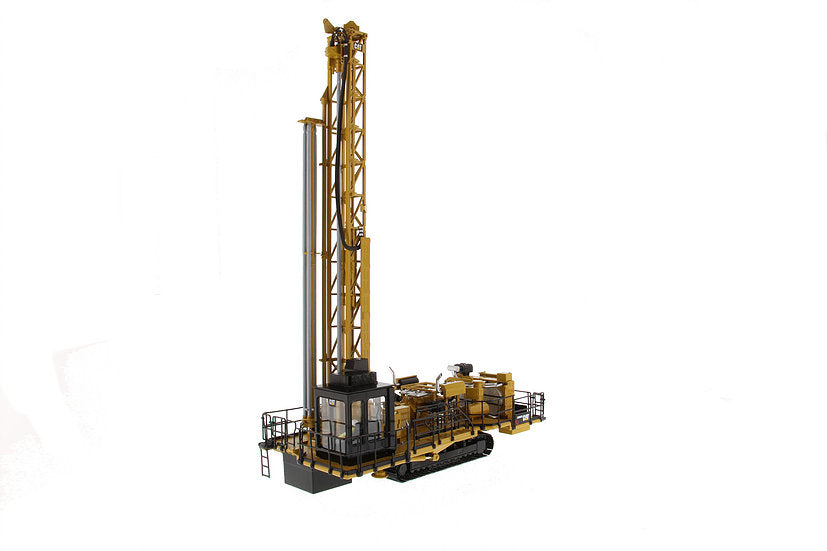 CAT Caterpillar MD6250 Rotary Blasthole Drill w/ Operator (High Line Series) 1:50 Scale Model - Diecast Masters 85581