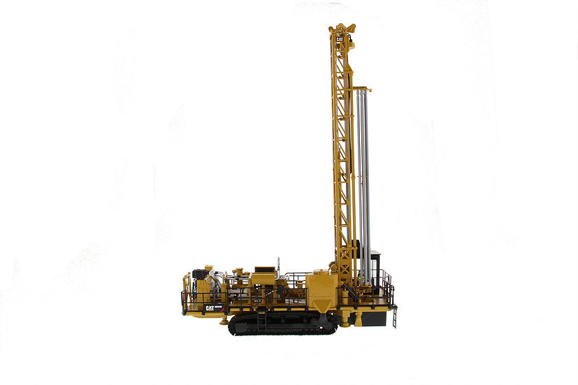 CAT Caterpillar MD6250 Rotary Blasthole Drill w/ Operator (High Line Series) 1:50 Scale Model - Diecast Masters 85581