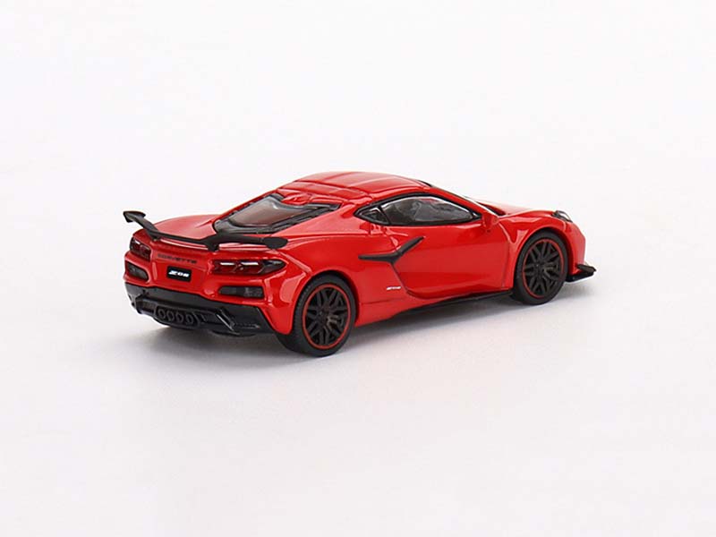 CHASE 2023 Chevrolet Corvette Z06 - Torch Red (Mini GT) Diecast 1:64 Scale Model - TSM MGT00477